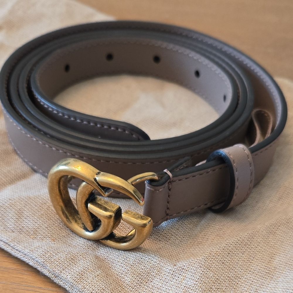 AUTHENTIC Gucci Taupe Leather Belt with Gold GG Buckle 115/46